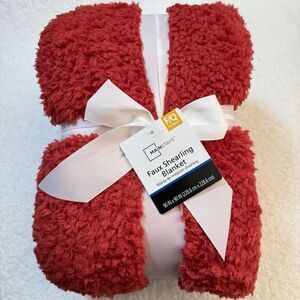 Mainstays Faux Shearling‎ Blanket, Red, Full/Queen 90"X90", for Adult